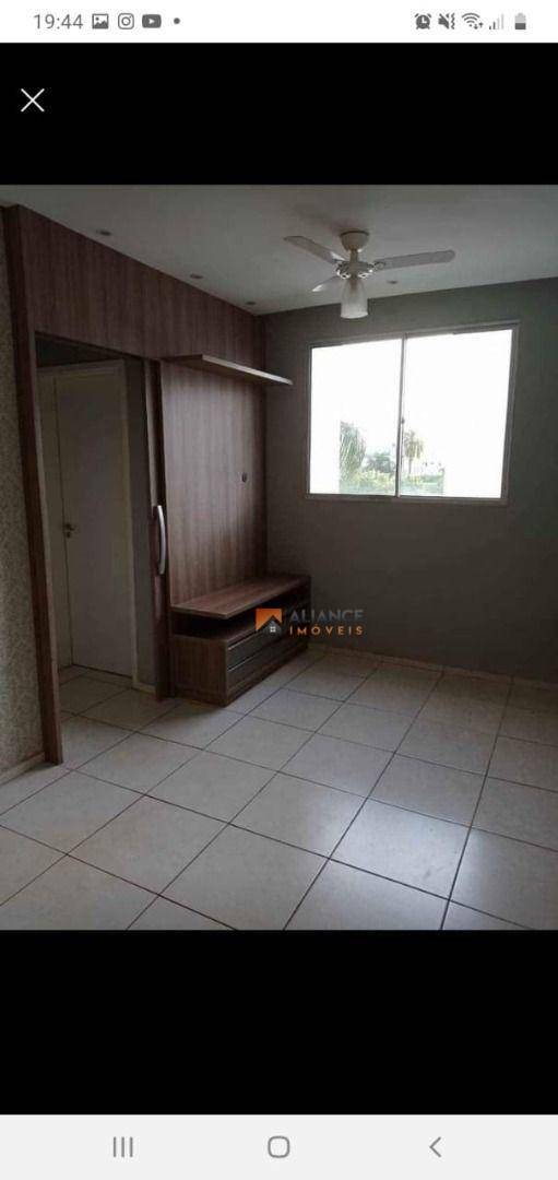 Apartamento à venda com 2 quartos, 45m² - Foto 9