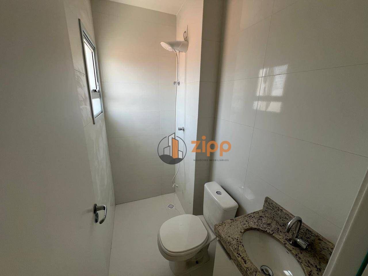 Apartamento para alugar com 2 quartos, 50m² - Foto 13