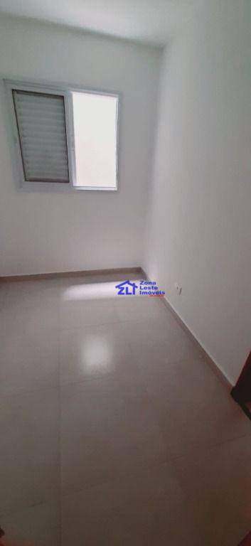 Apartamento à venda com 2 quartos, 46m² - Foto 4