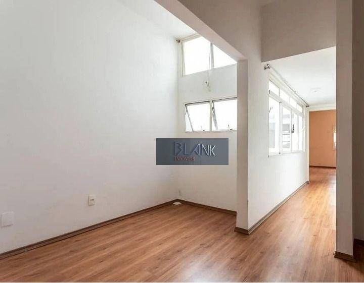 Casa à venda e aluguel com 1 quarto, 331m² - Foto 9