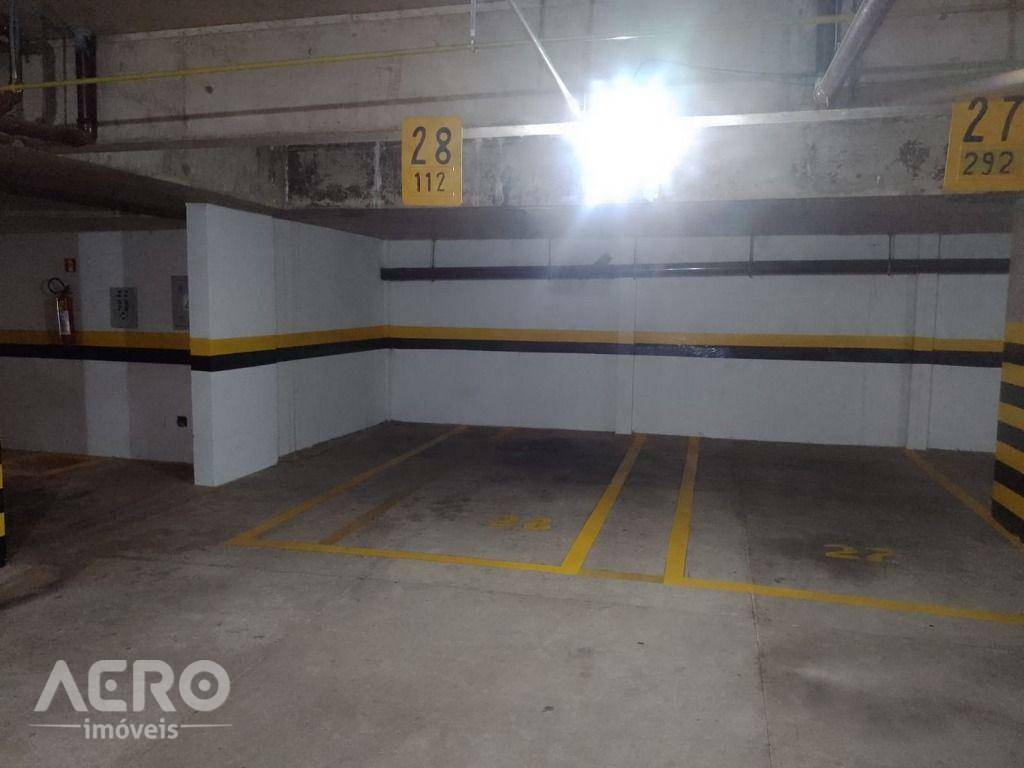 Apartamento à venda com 3 quartos, 105m² - Foto 17