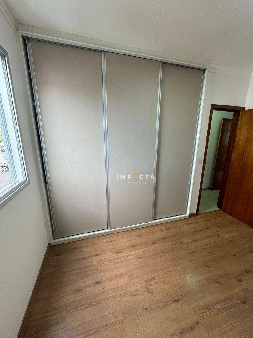 Apartamento à venda com 2 quartos, 75m² - Foto 14