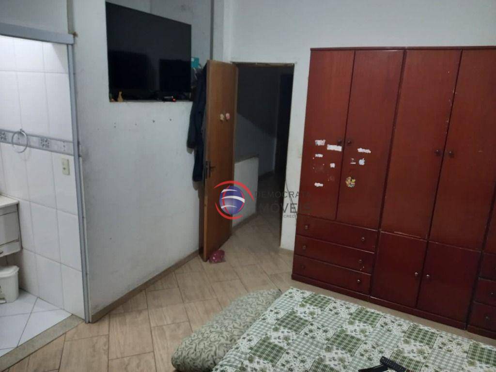 Sobrado à venda com 3 quartos, 204m² - Foto 5