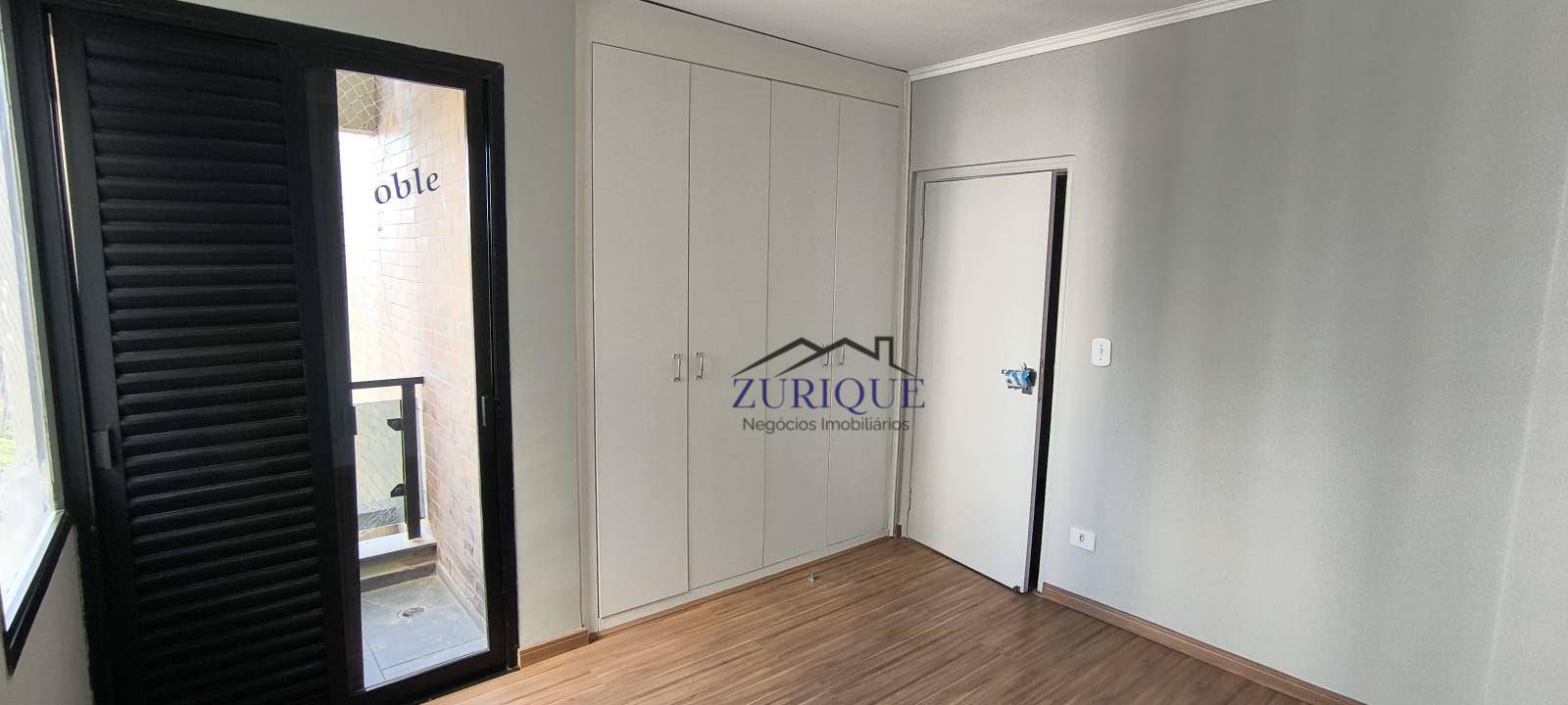 Apartamento para alugar com 3 quartos, 160m² - Foto 18