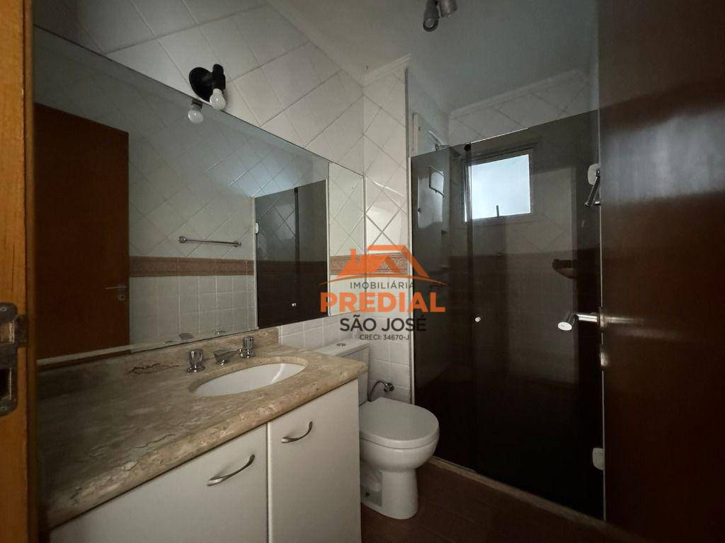 Apartamento para alugar com 3 quartos, 93m² - Foto 9