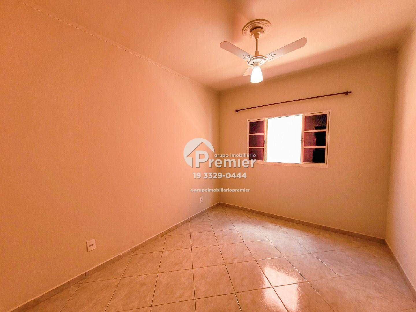 Casa para alugar com 3 quartos, 160m² - Foto 14