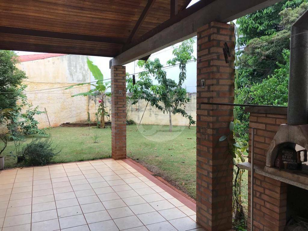 Casa à venda com 4 quartos, 217m² - Foto 20