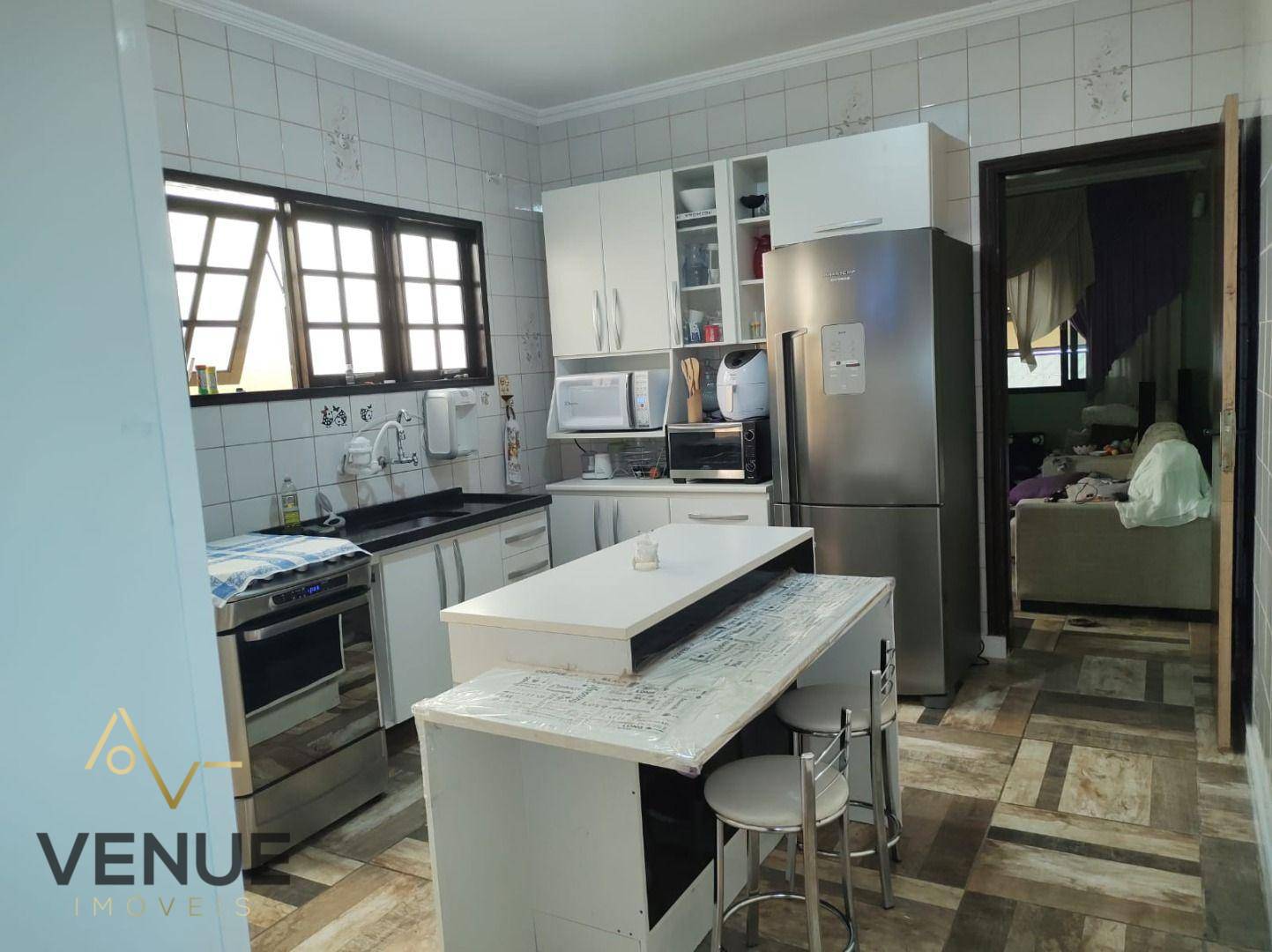 Casa à venda com 3 quartos, 92m² - Foto 9
