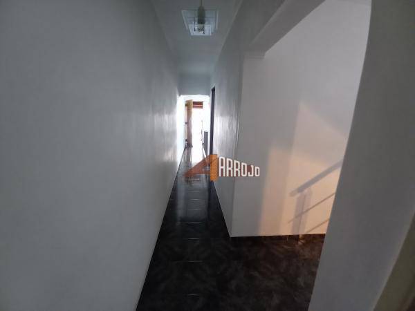 Sobrado à venda com 2 quartos, 130m² - Foto 17