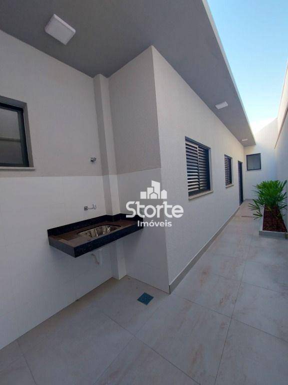 Casa à venda com 3 quartos, 98m² - Foto 15