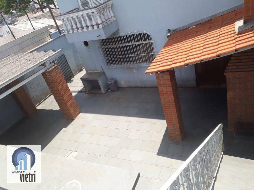 Sobrado à venda com 3 quartos, 200m² - Foto 17