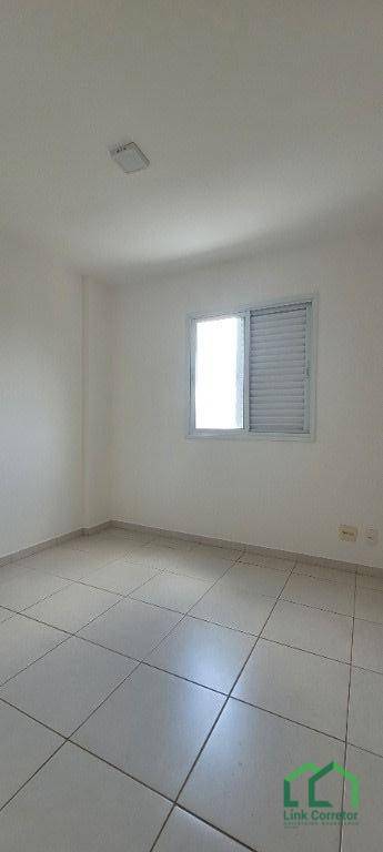 Apartamento à venda com 3 quartos, 83m² - Foto 12