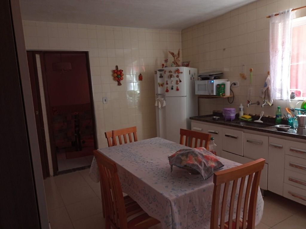 Sobrado à venda com 2 quartos, 100m² - Foto 12