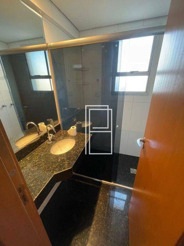 Apartamento à venda com 4 quartos, 140m² - Foto 8