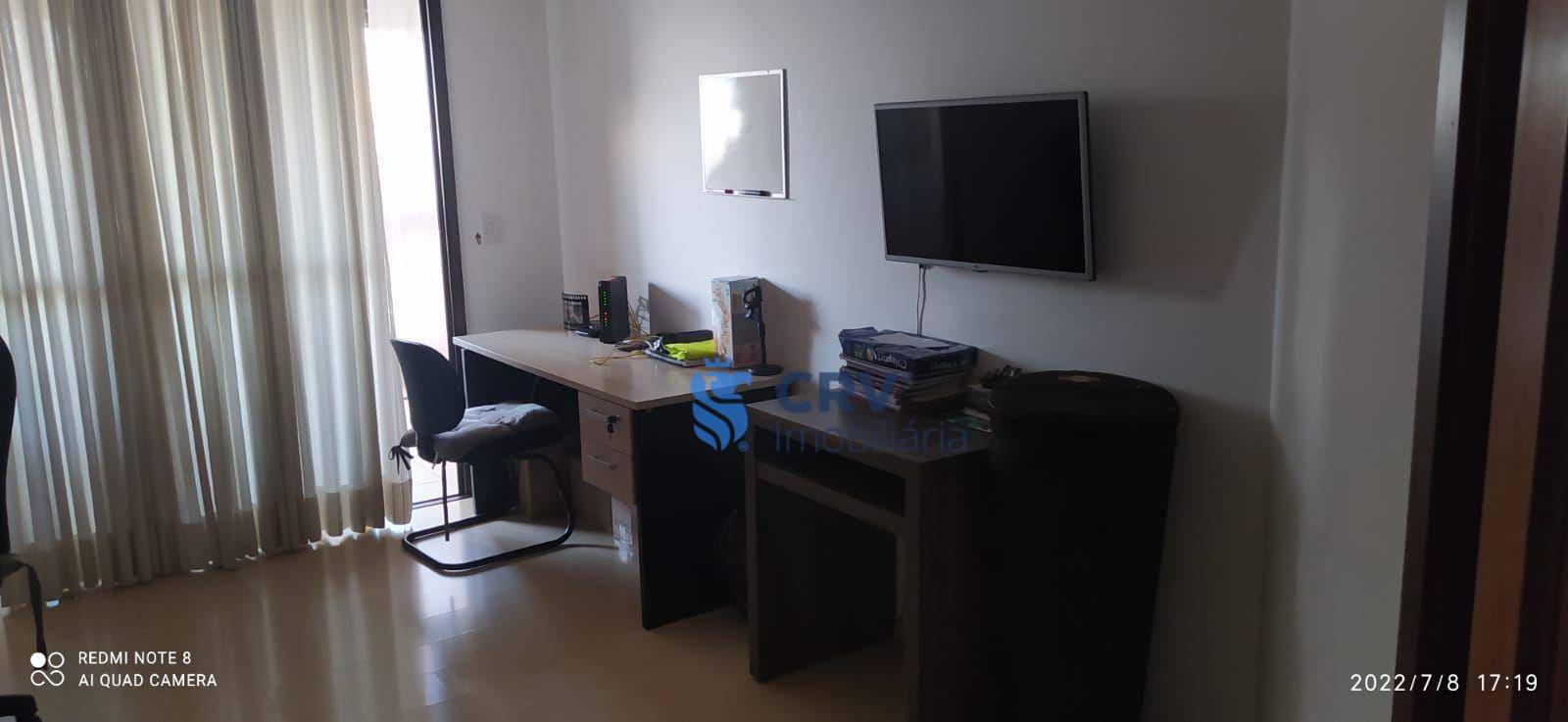 Apartamento à venda com 3 quartos, 217m² - Foto 13