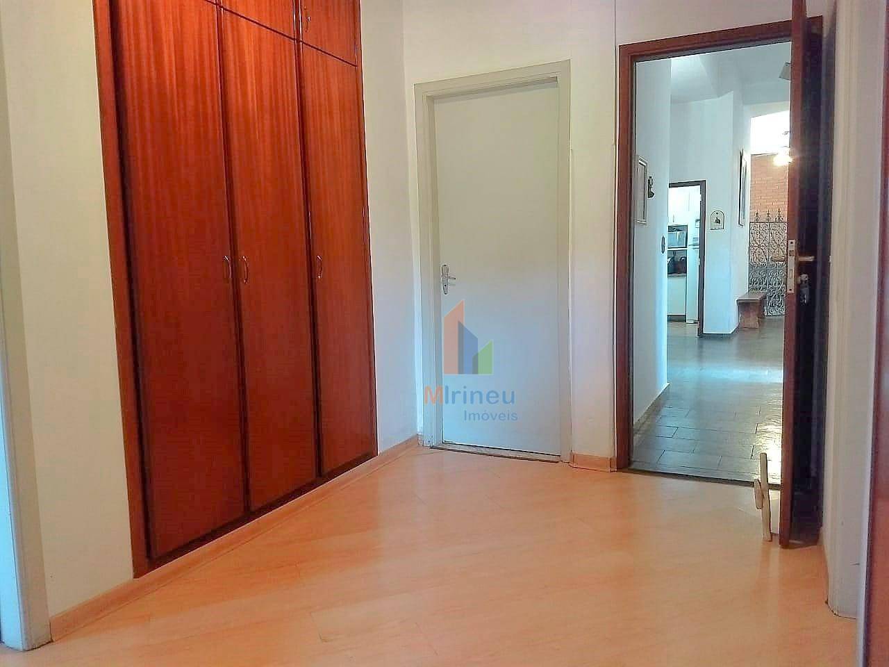 Casa à venda com 5 quartos, 437m² - Foto 20