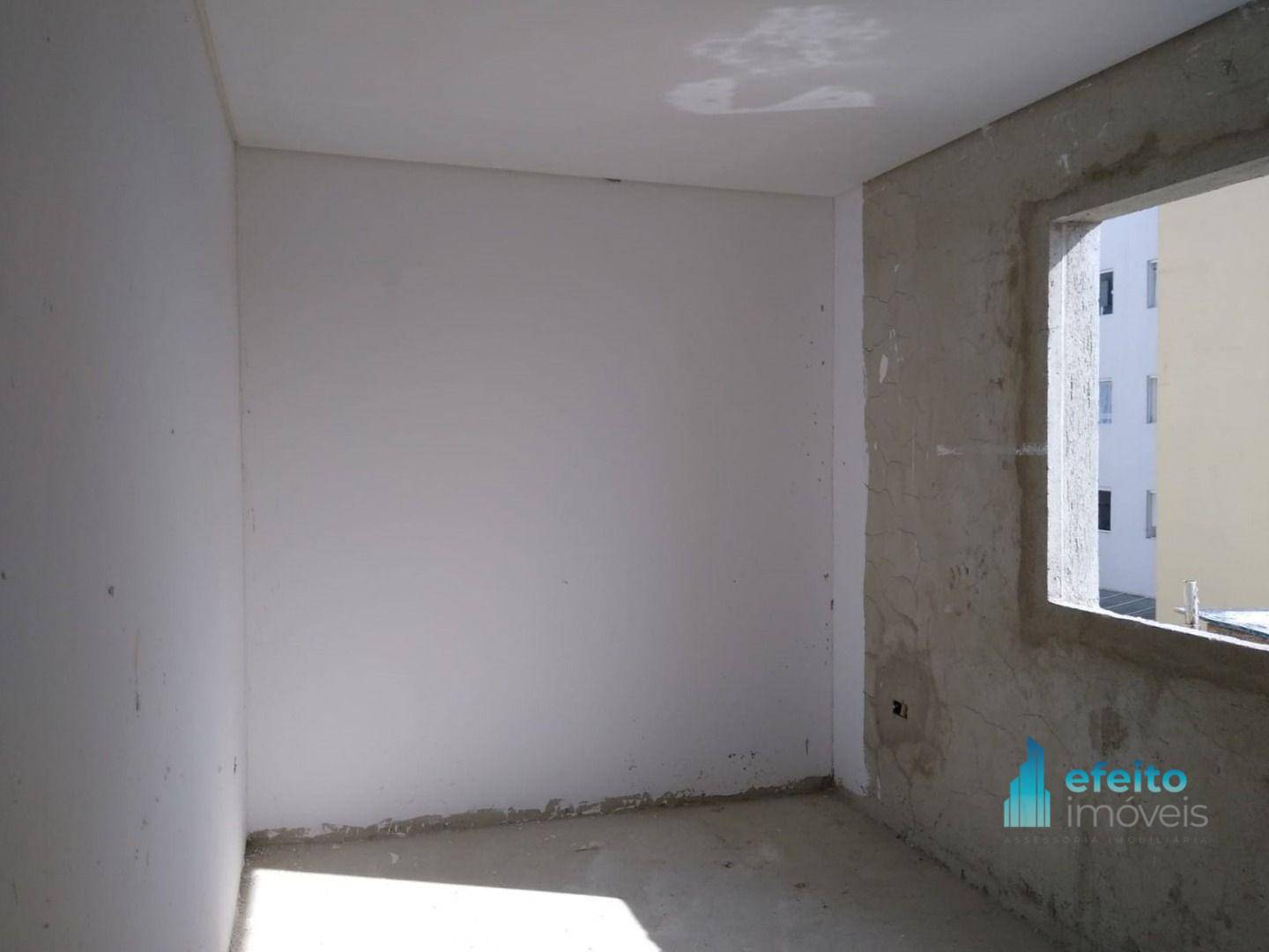 Apartamento à venda com 2 quartos, 40m² - Foto 11