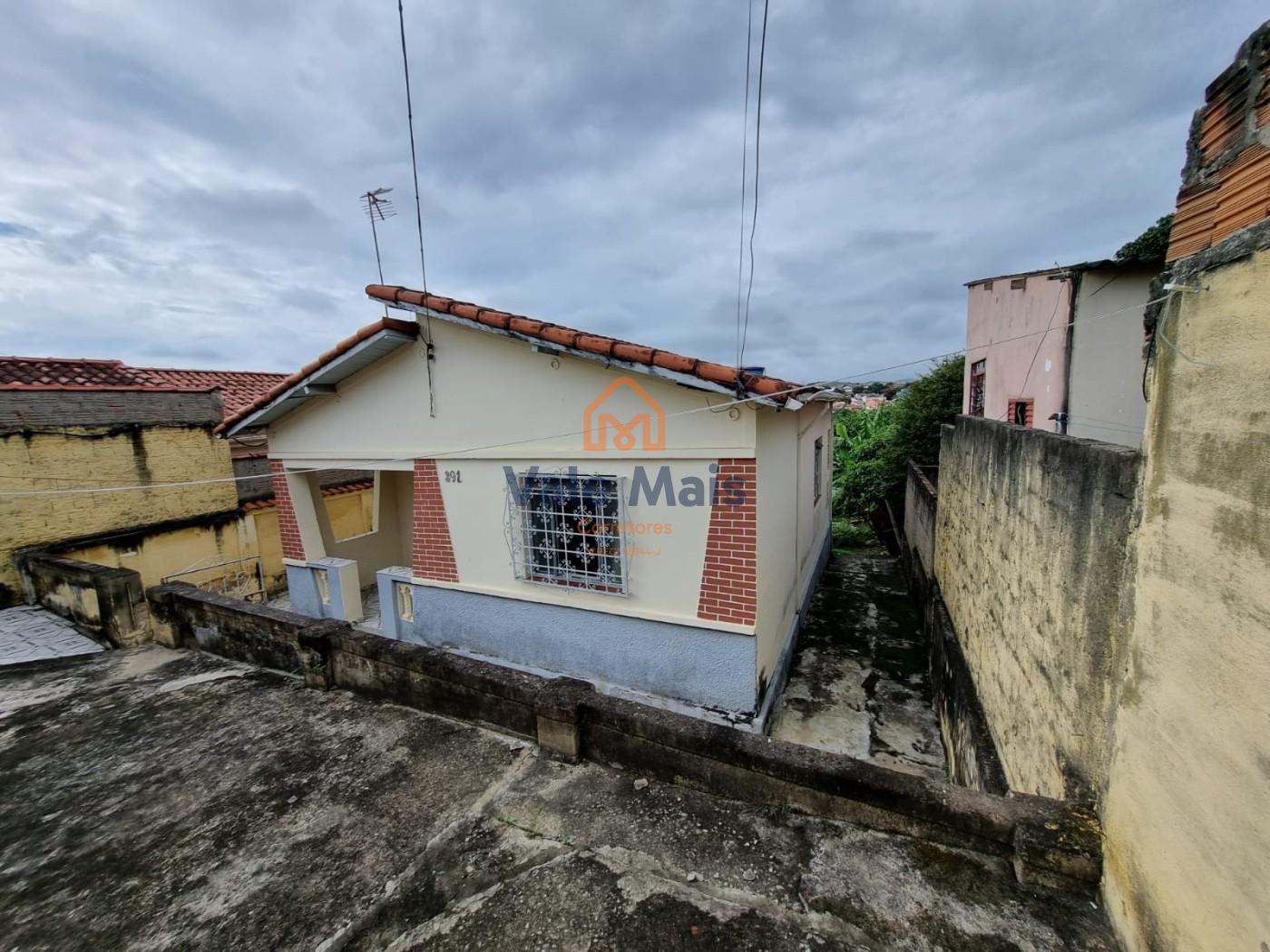 Casa para alugar com 2 quartos, 300m² - Foto 3
