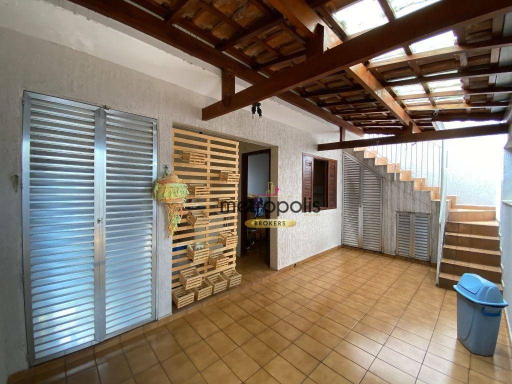 Sobrado à venda com 2 quartos, 180m² - Foto 12