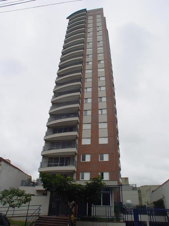 Apartamento à venda com 3 quartos, 104m² - Foto 1