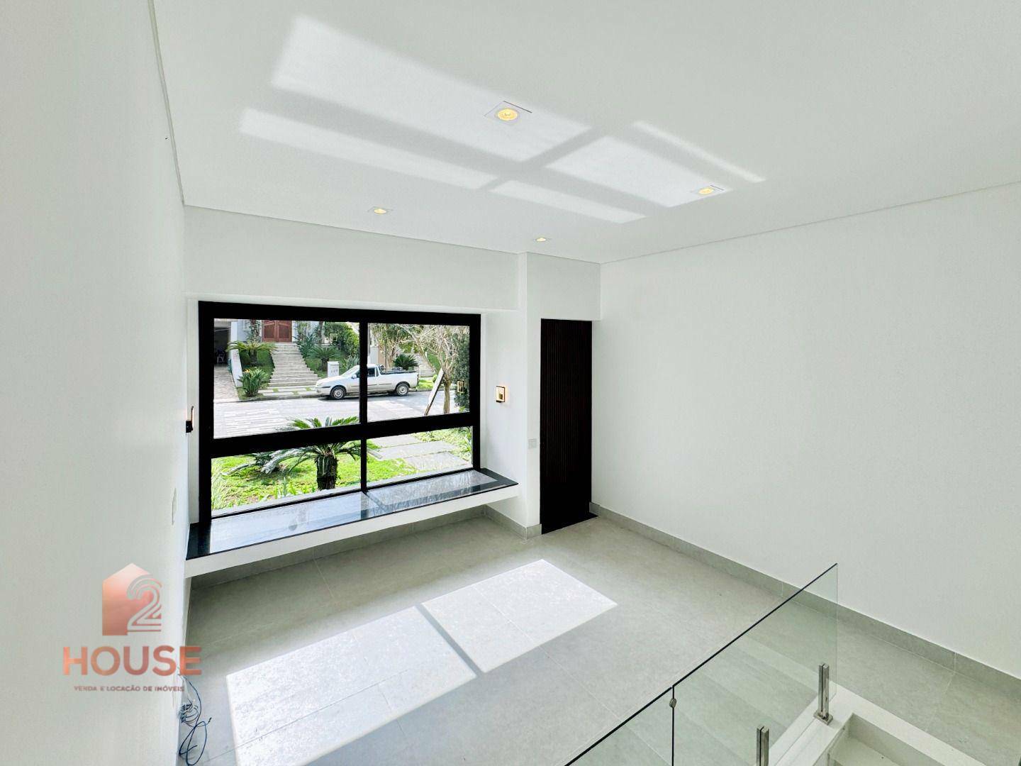 Casa de Condomínio à venda com 3 quartos, 300m² - Foto 6