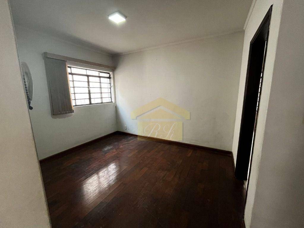 Sobrado à venda e aluguel com 3 quartos, 220m² - Foto 22