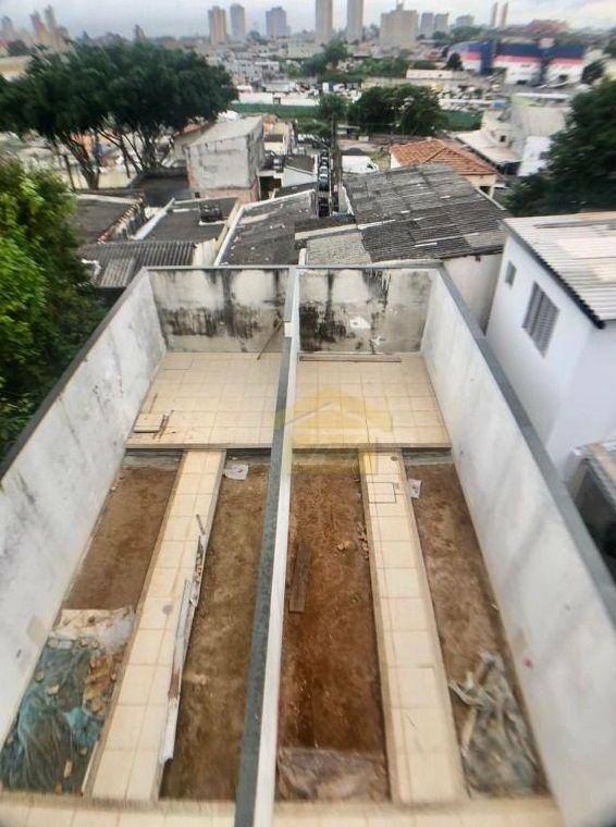 Sobrado à venda com 3 quartos, 200m² - Foto 29