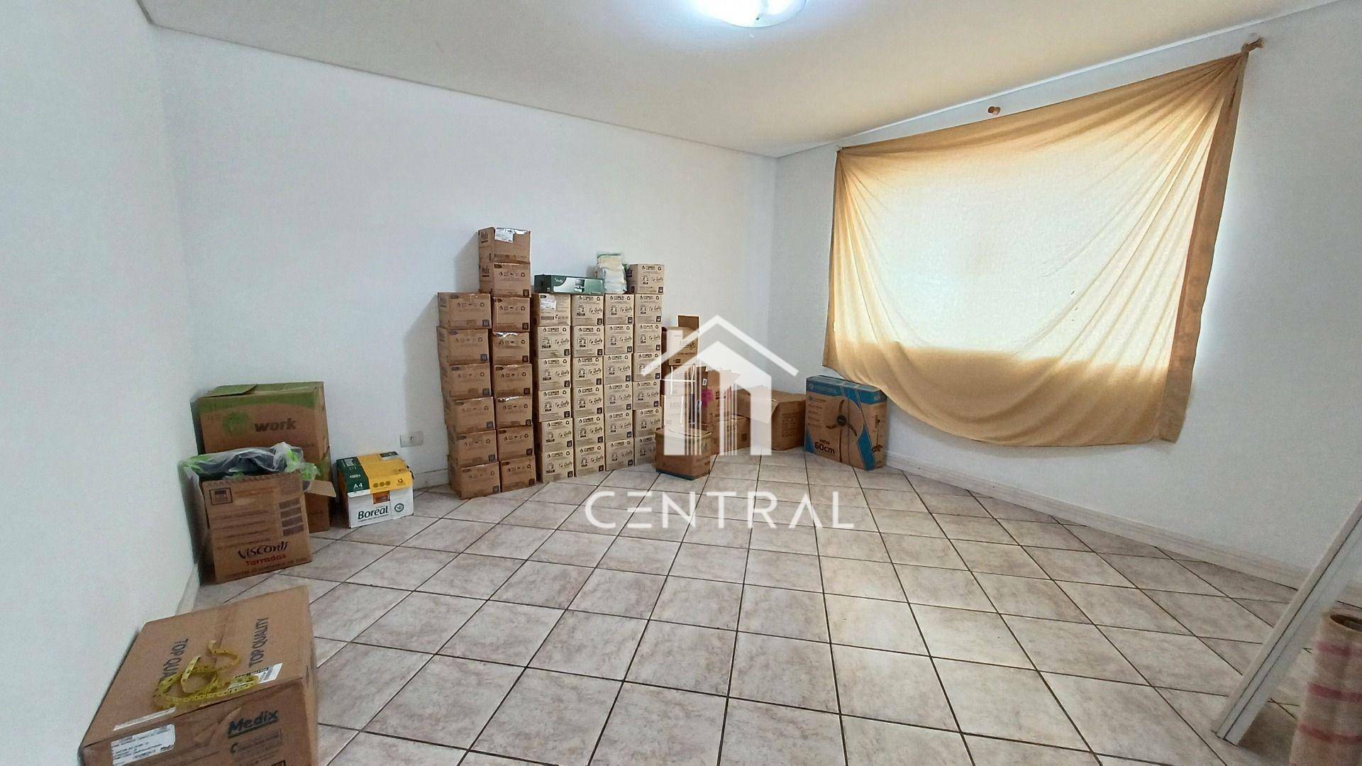 Casa para alugar com 5 quartos, 130m² - Foto 6