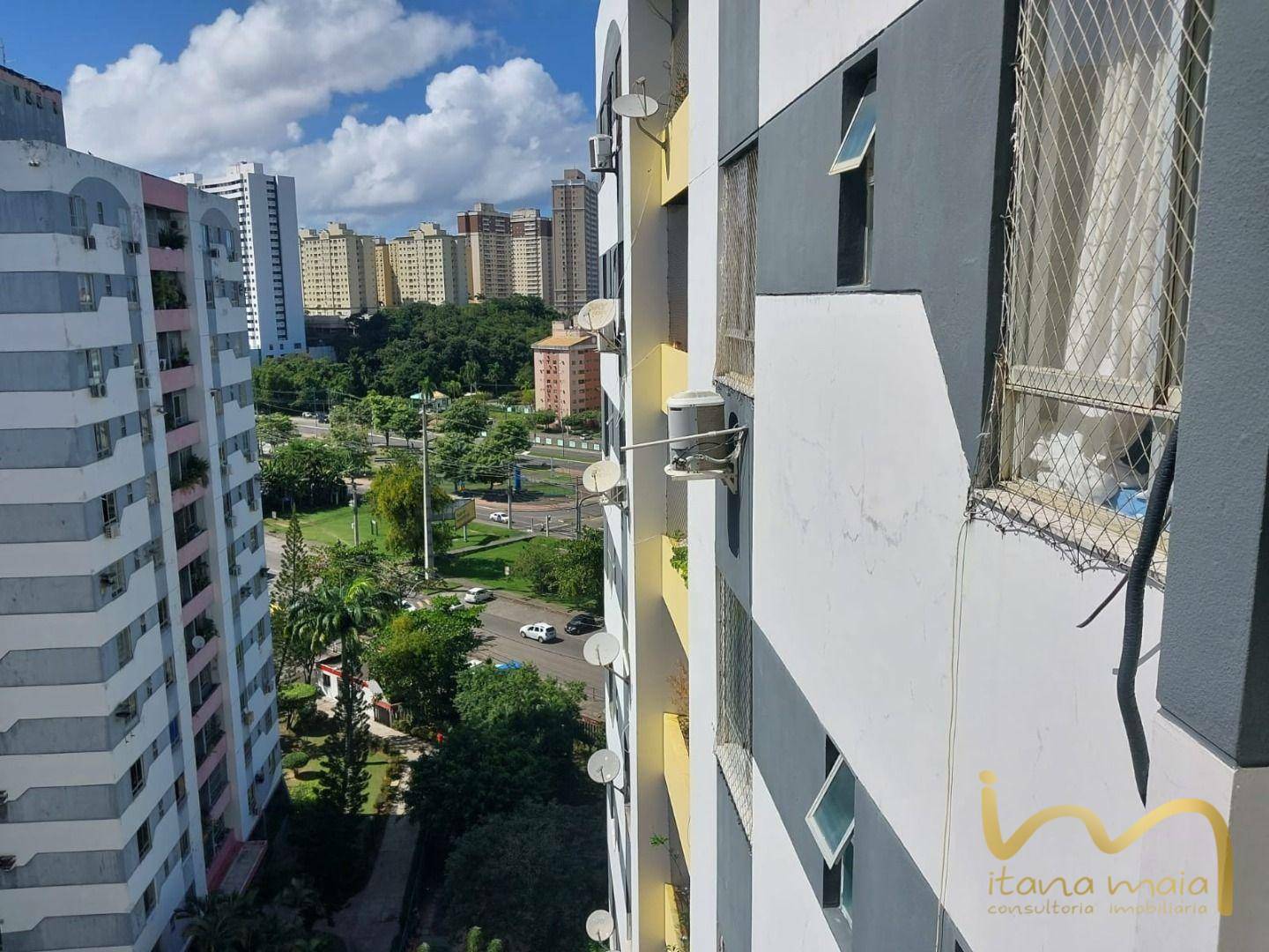 Apartamento à venda com 3 quartos, 98m² - Foto 6