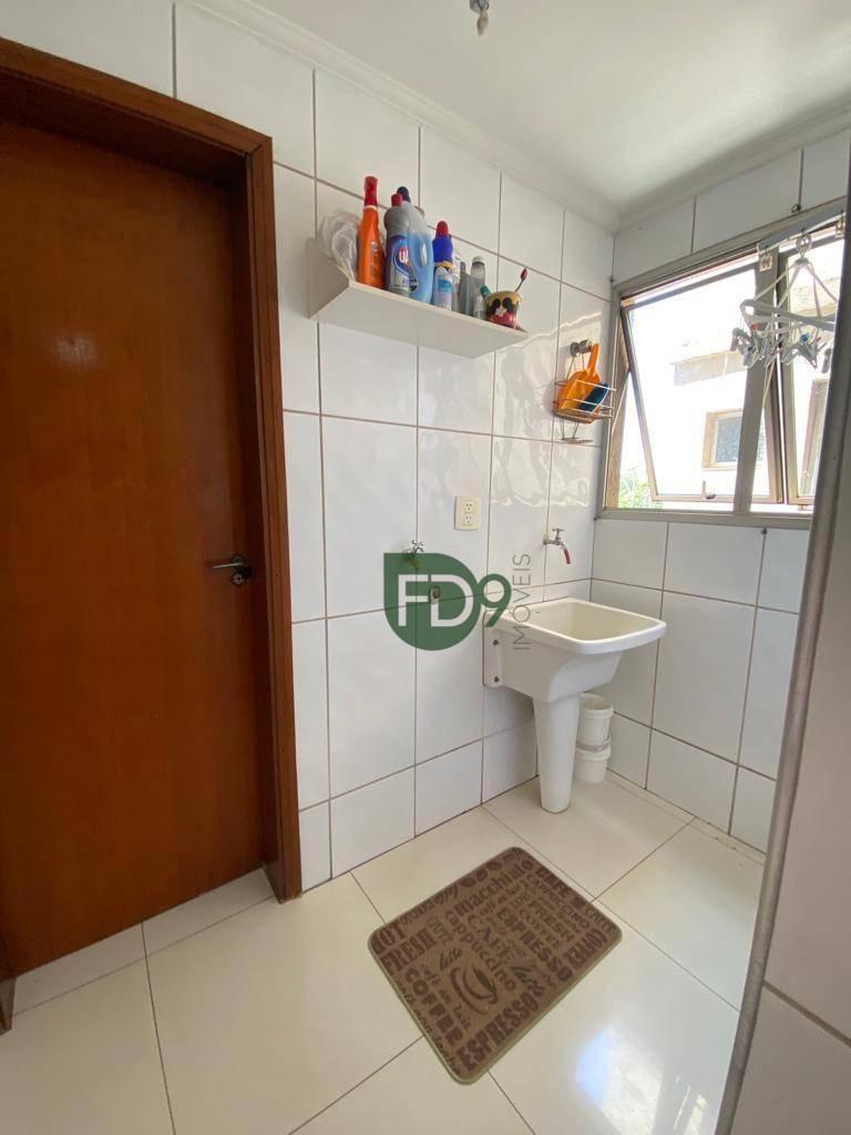 Apartamento à venda com 2 quartos, 69m² - Foto 17