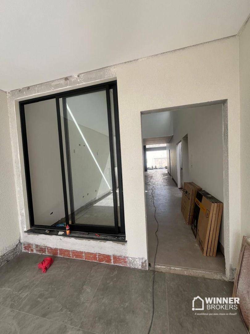 Casa à venda com 3 quartos, 182m² - Foto 6