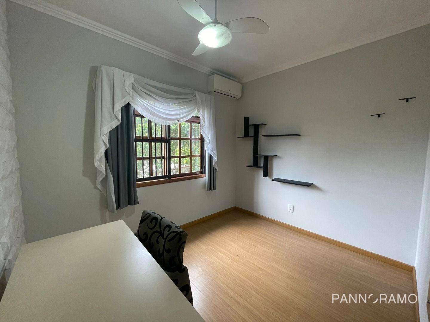 Casa para alugar com 3 quartos, 240m² - Foto 16