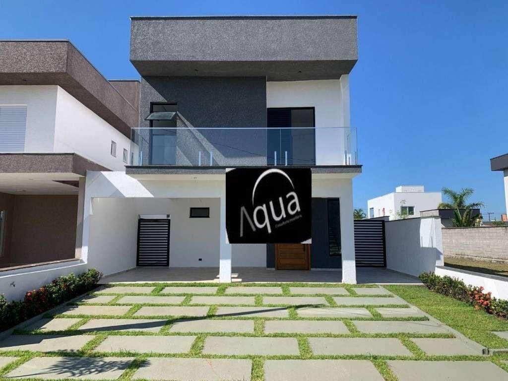 Casa à venda com 3 quartos, 300m² - Foto 1