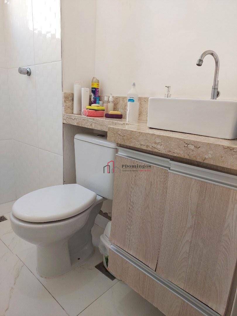 Apartamento para alugar com 2 quartos, 45m² - Foto 11