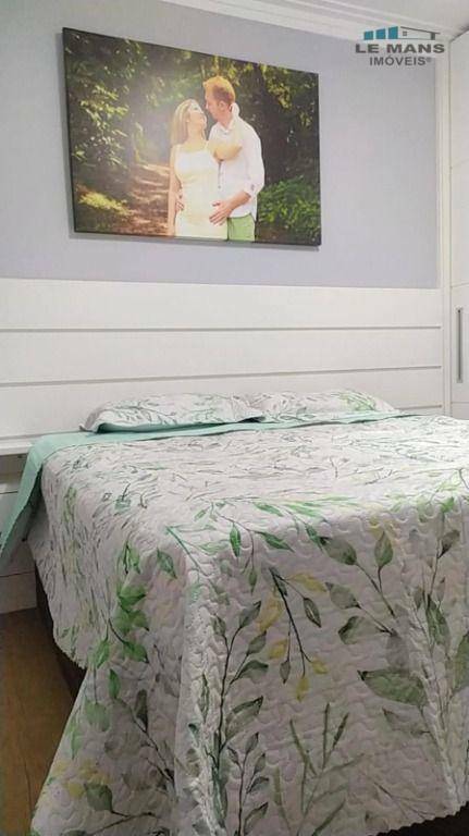 Apartamento à venda com 2 quartos, 45m² - Foto 13