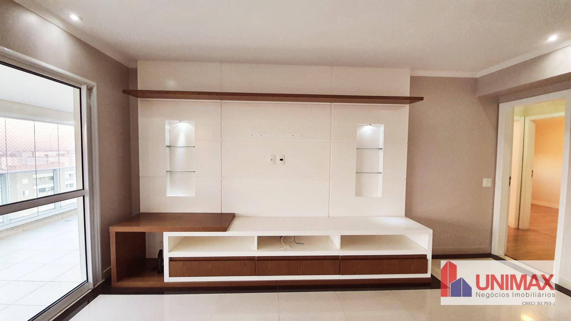 Apartamento para alugar com 3 quartos, 212m² - Foto 18