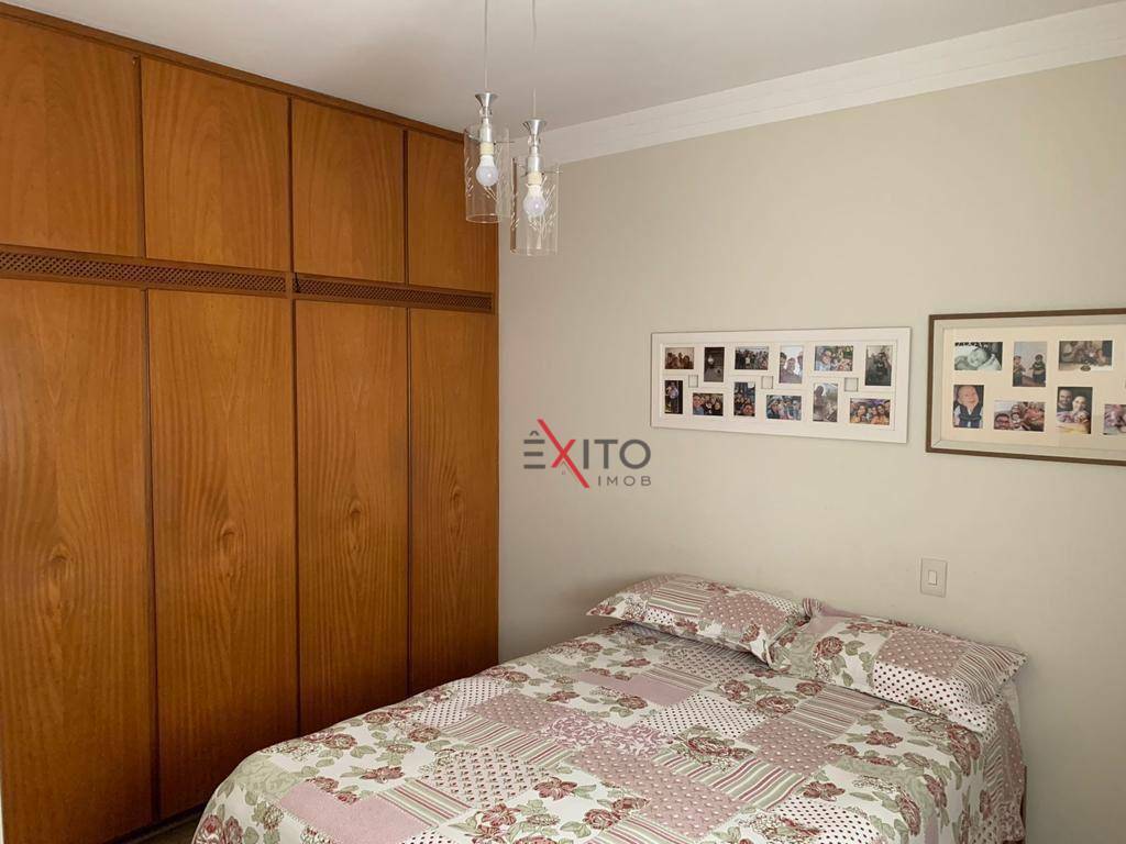 Apartamento à venda com 3 quartos, 272m² - Foto 23