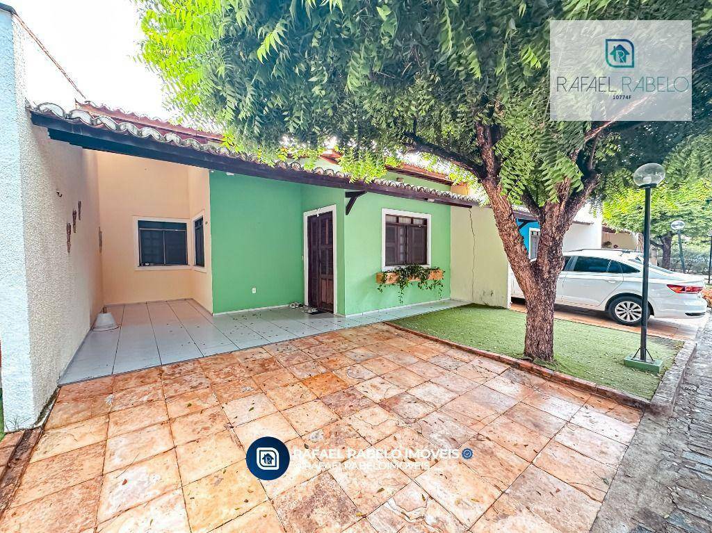 Casa de Condomínio à venda com 3 quartos, 81m² - Foto 2