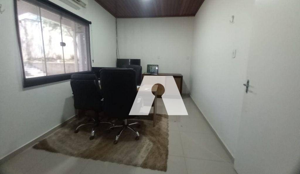 Casa para alugar com 3 quartos, 271m² - Foto 17