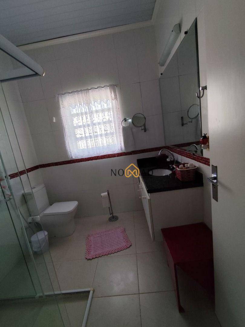 Casa de Condomínio à venda com 5 quartos, 240m² - Foto 40