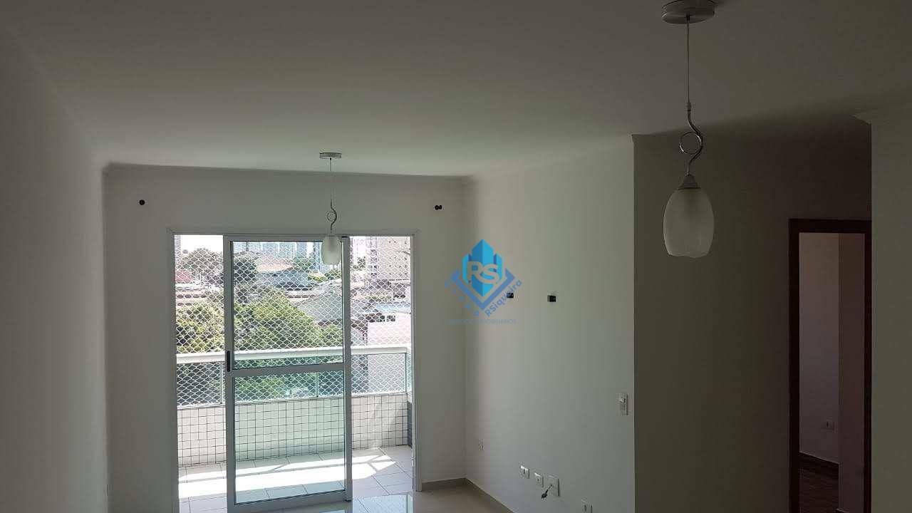 Apartamento à venda com 2 quartos, 70m² - Foto 4