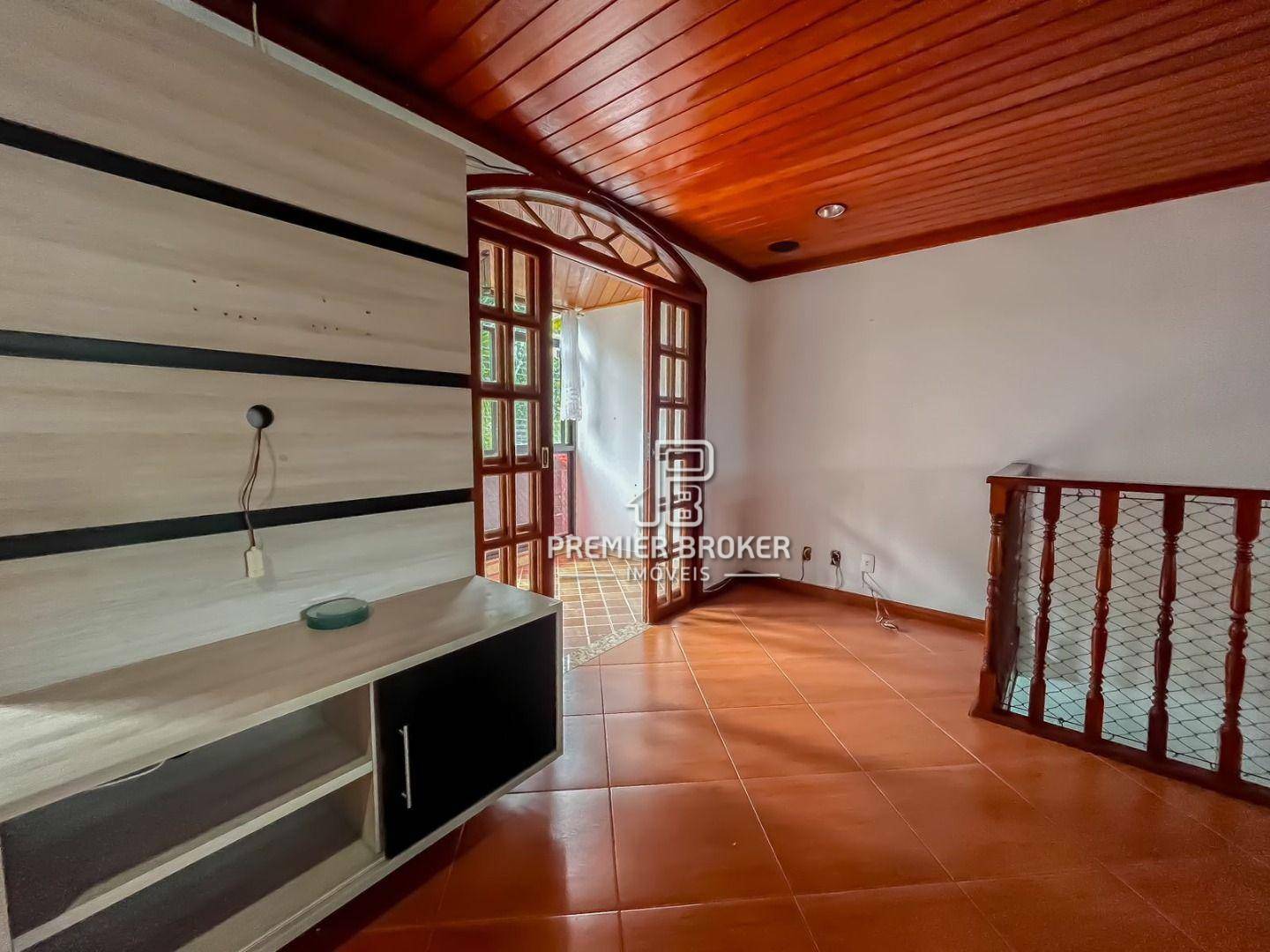 Casa à venda com 3 quartos, 220m² - Foto 23