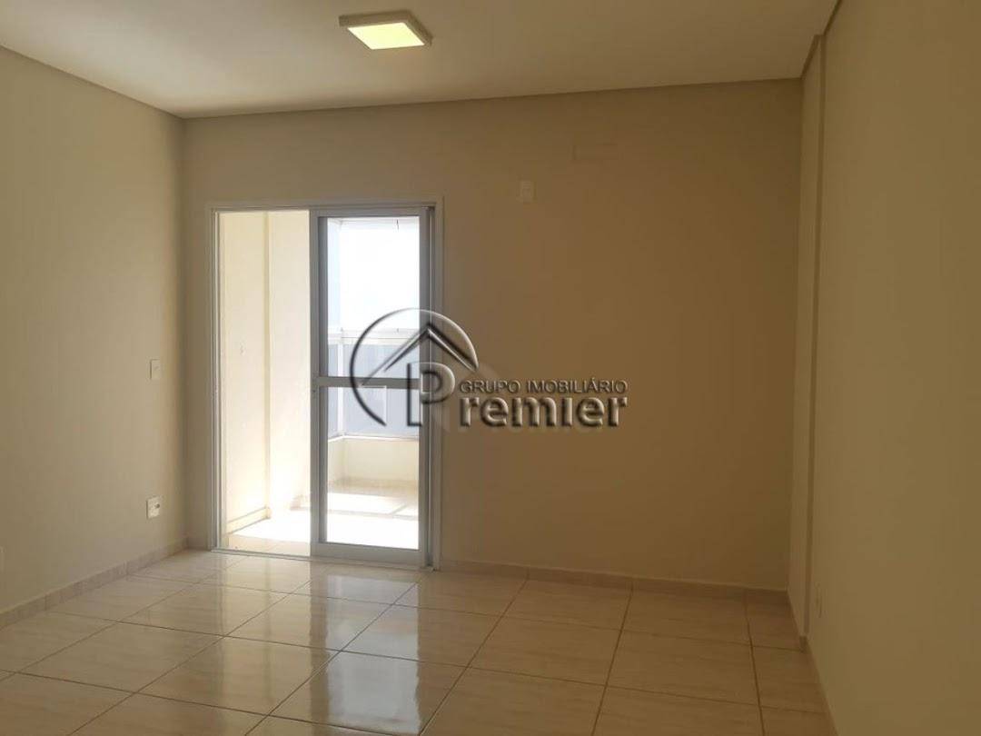 Apartamento à venda com 3 quartos, 82m² - Foto 2