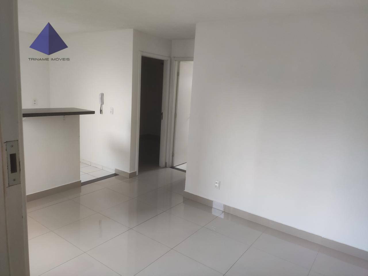 Apartamento à venda com 2 quartos, 45m² - Foto 2