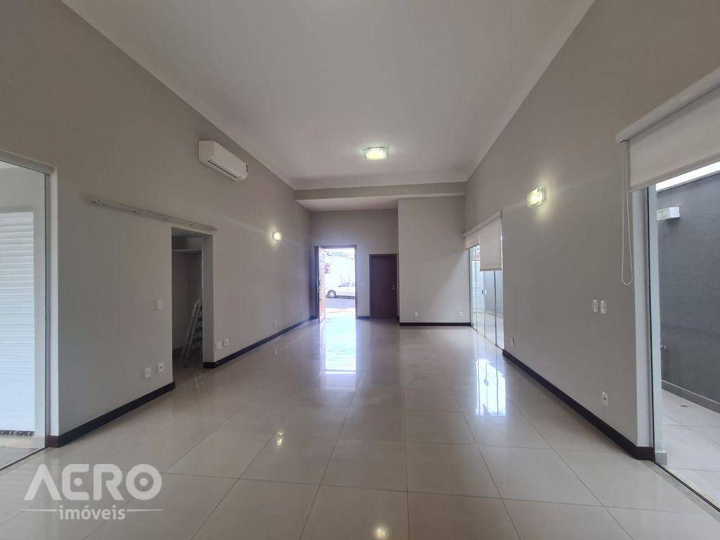 Casa de Condomínio à venda e aluguel com 3 quartos, 212m² - Foto 26