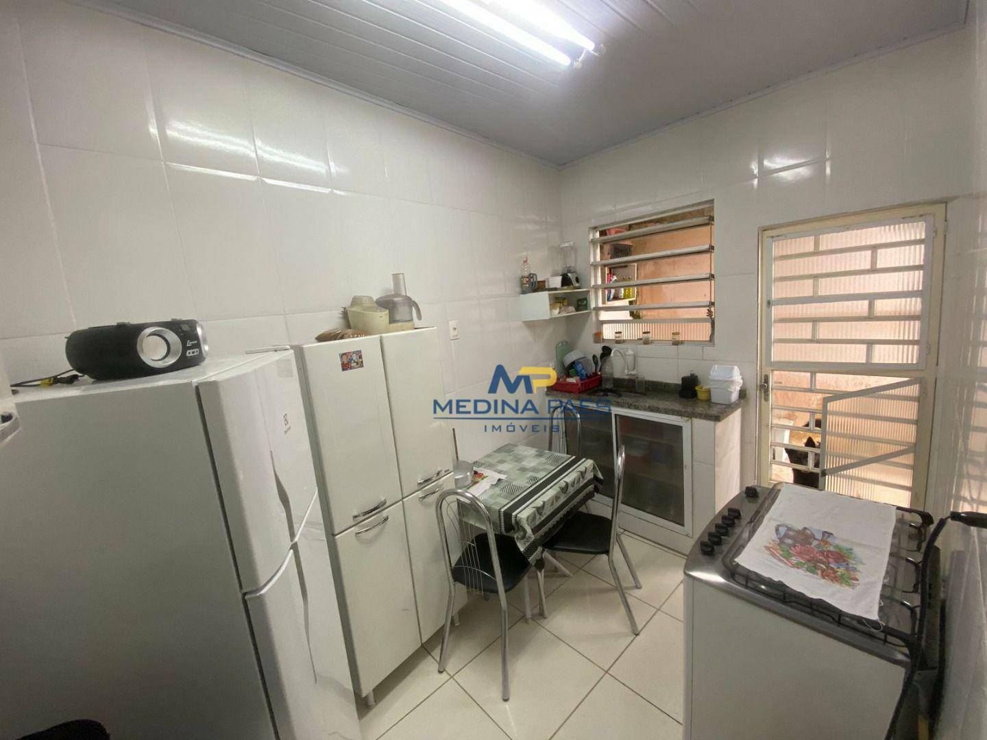 Casa à venda com 2 quartos, 130M2 - Foto 12