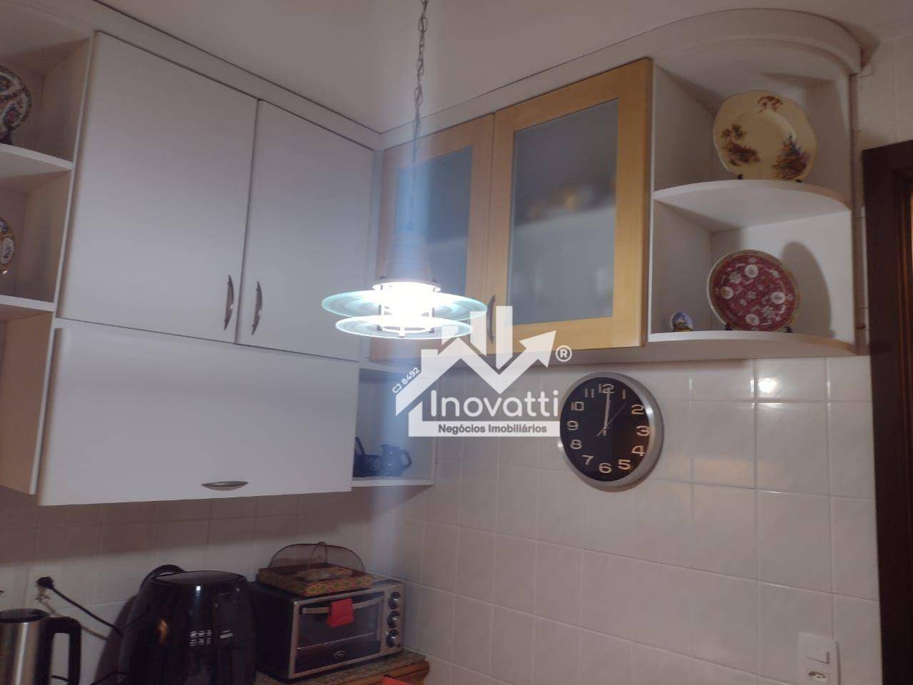 Apartamento à venda com 3 quartos, 140m² - Foto 22