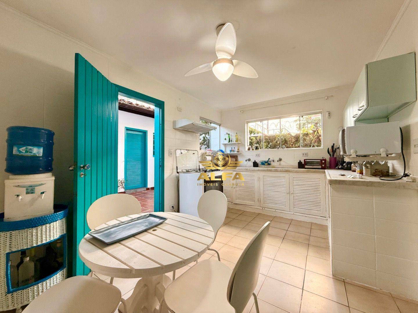 Casa à venda com 6 quartos, 311m² - Foto 33