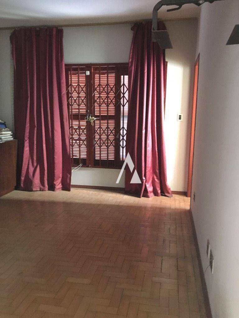 Casa à venda com 5 quartos, 265m² - Foto 33