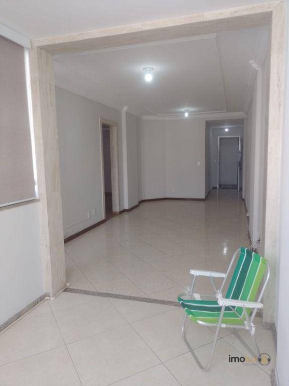 Apartamento à venda com 2 quartos, 90m² - Foto 3